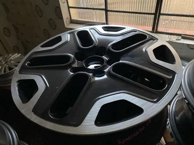 Roda Jeep Renegade aro 17 original unidade valor mínimo