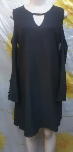 vestido avanzzo manga longa decotada tam 40<br><br>
