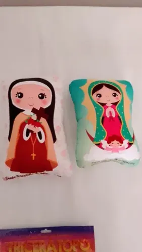 Almofadas santos
