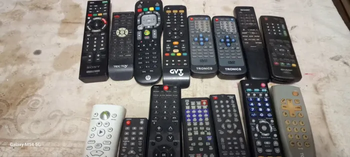 Controle para vídeo k7 dvd e tv 