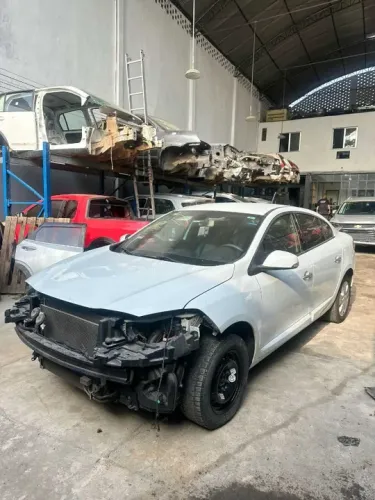 Peças  Renault  Fluence 2.0 Automatico  Ano: 2014