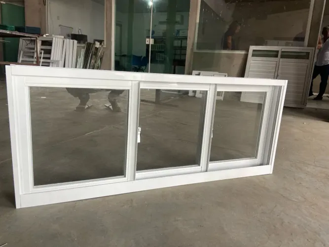 JANELA ALUMÍNIO BRANCO 3 FOLHAS