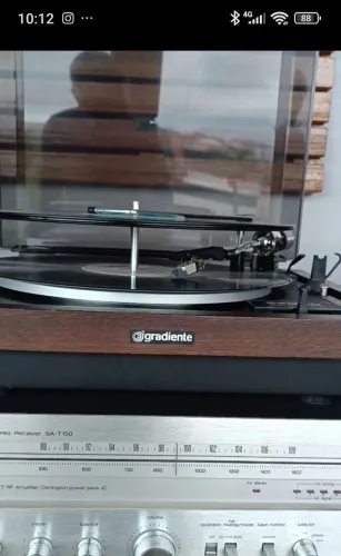 Toca discos Gradiente Garrard 730S