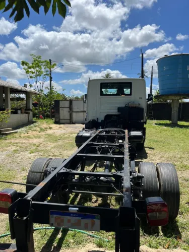 Vende-se caminhão Volkswagen 11/180 ano 2020 