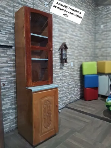 Armario cristaleira Torre  de Madeira