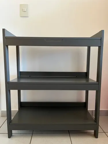 Estante retrátil cinza 72x32