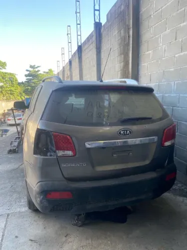 Sucata sorento 2.4 retirada de peças 