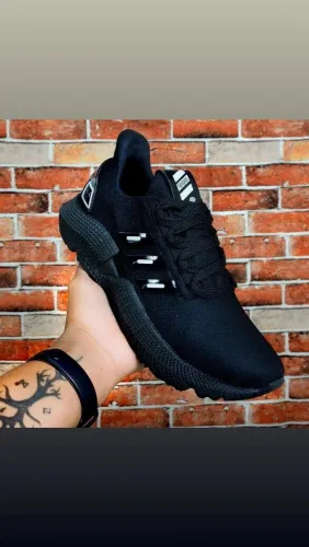 Tênis Esportivo Preto - Conforto e Estilo