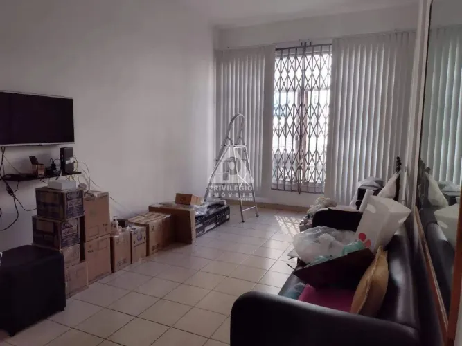 Apartamento 3 quartos amplos, sala espaçosa de vista livre com vaga na escritura e documen
