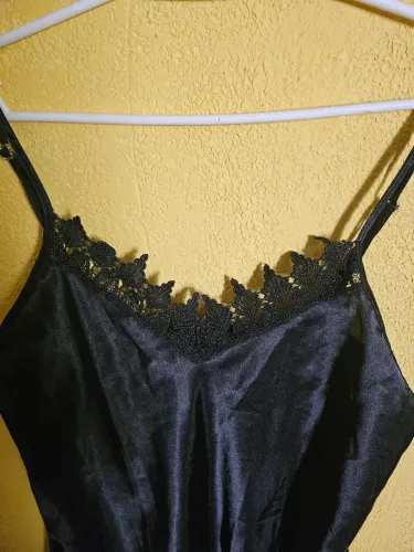 Camisola Seda de Alça preta
