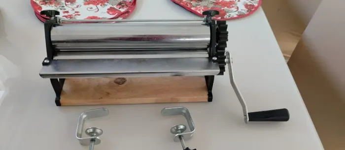 Máquina de macarrão manual 