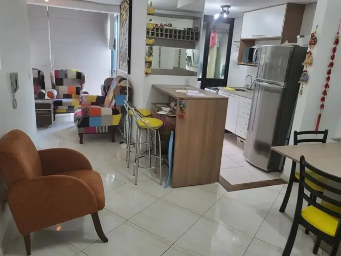 Apartamento Mobiliado com 53 metros 1 quarto no bairro Menino Deus em Porto Alegre - RS