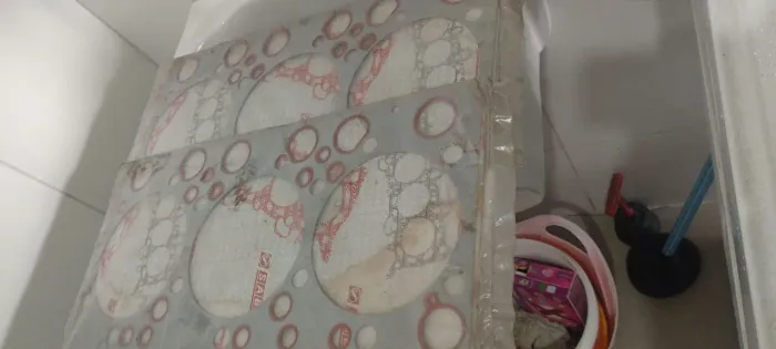 Vendo um par de juntas de cabeçote dá escania 112