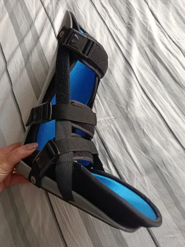 Bota imobilizadora infantil 