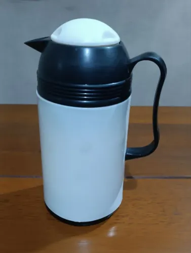 Garrafa Térmica 950ml para Café, Chá, Chocolate Quente, Água