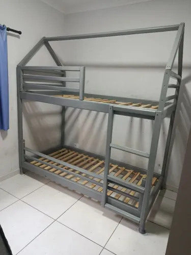 Beliche semi novo . Parcelo no cartão.