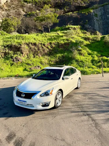 Nissan Altima SL 2.5 16V 4P Aut. 2014