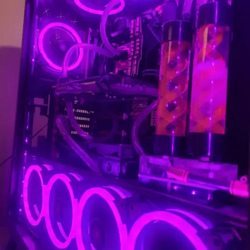 Pc Gamer - Watercooler custom TOP