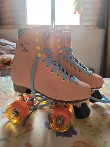 Patins Traxart - Tradicional com bota em camurça (SEMINOVO)