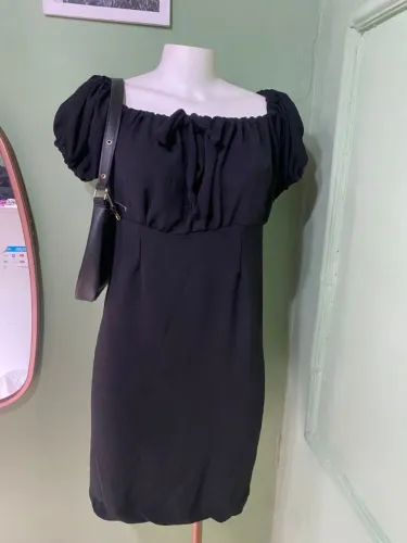 Vestido tubinho preto