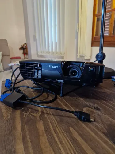 Projetor Epson profissional s10+