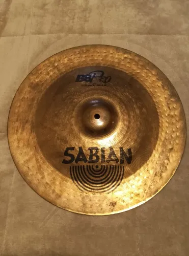 ## Prato de bateria Sabian B8 Pro Chinese 16, sem detalhes estruturais, só usar !!!