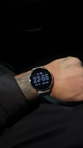 Garmin Venu 4 45MM Prata