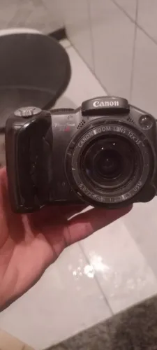 Câmera digital Canon pra tira peças ou conserta