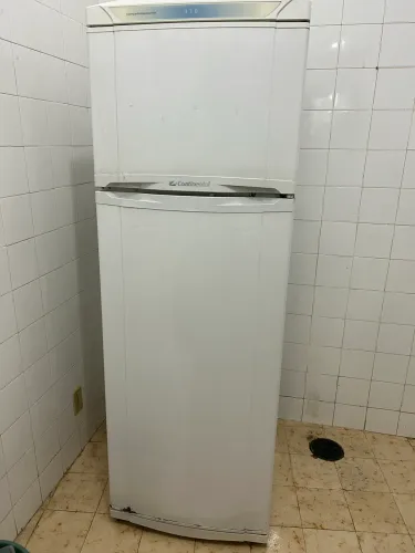 Geladeira continental - LER DESCRIÇÃO