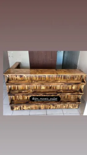 Balcão caixa com expositor pallet rústico