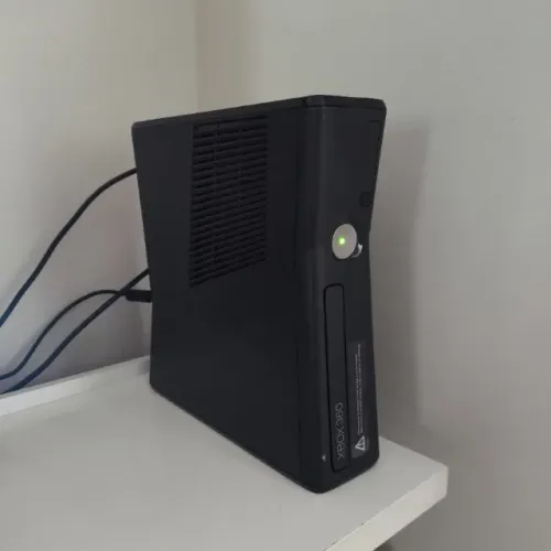 Xbox 360 Completo na Caixa + Kinect + 1 Controle + 15 Jogos (Impecável)