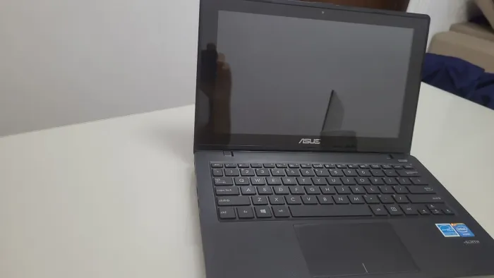Netbook asus tela 11", touch-screen. 