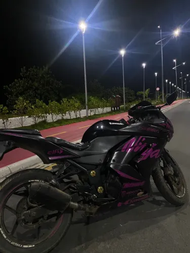 Moto Kawasaki Ninja