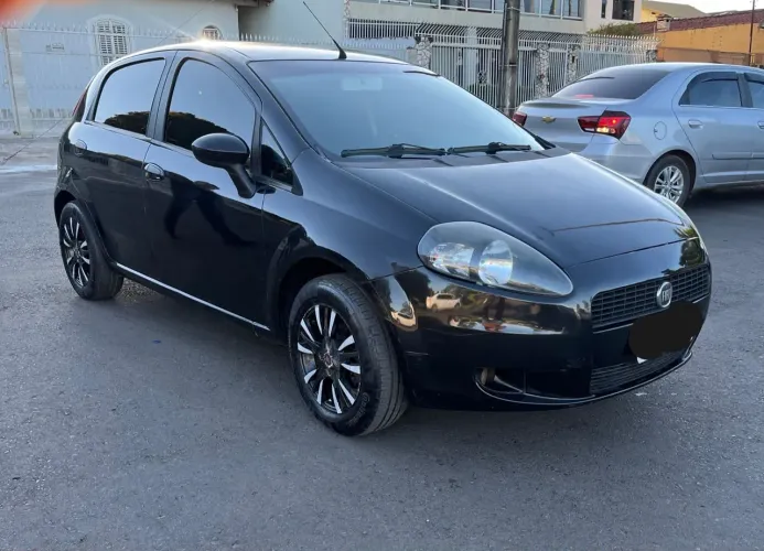 Fiat Punto HLX 1.8 Flex 8V 5P 2008