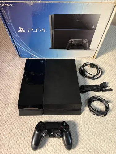 PS4 500gb + jogo brinde
