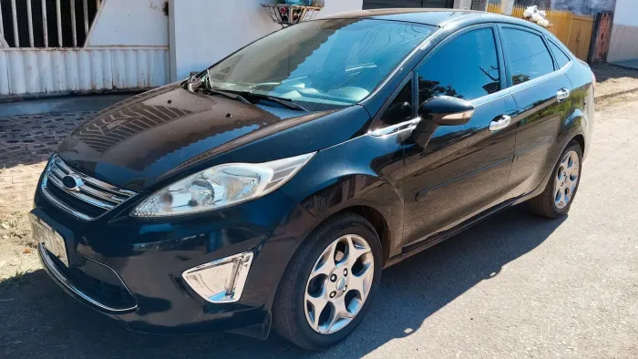 Ford Fiesta Sedan SE 1.6 16V Flex 4P 2012
