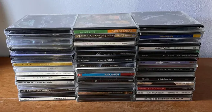 CDs antigos e originais