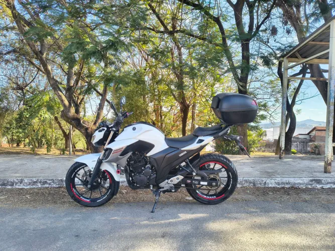 Yamaha FZ25 250 Fazer