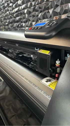 Plotter nova na garantia na caixa recorte de insulfilm ppf adesivos 
