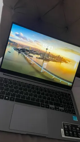 Notebook Samsung Galaxy book 4 sem uso