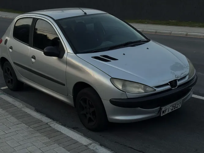 Peugeot 206 Sensation 1.4 Flex 8V 3P 2010