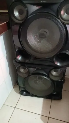 Vendo som funcionando só os fones com fonte de 12  qualquer dúvida whatsapp *