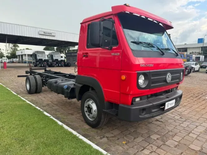 Caminhão VW Delivery 10.160 - 2016