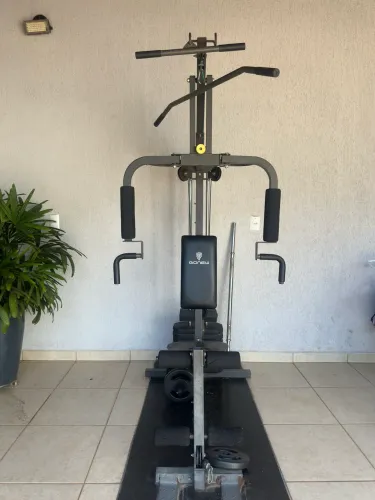 Aparelho de musculação GONEW usado