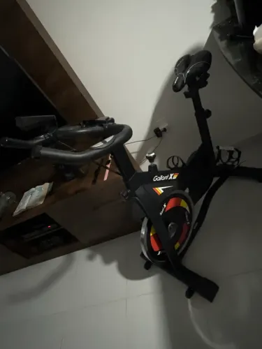 Bicicleta Ergométrica Gallant Elite X Spinning Roda de Inércia 8kg até 110kg Mecânica