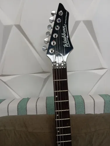 Guitarra washiborn excelente em perfeito estado de conservação 