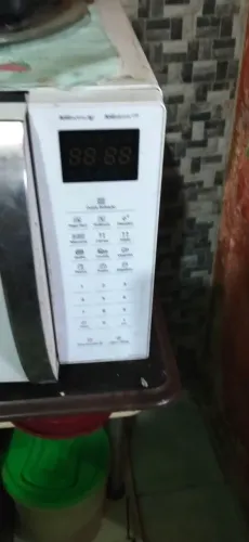 Vendo um microondas da marca panasonic.obs ele está com defeito deve ter queimado