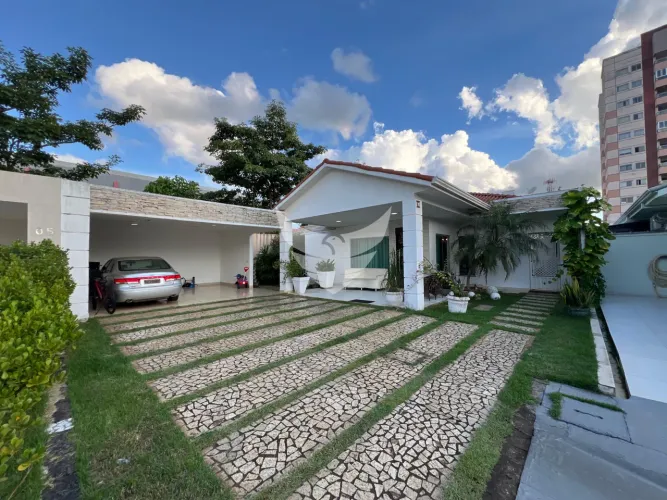 Vende-se essa linda casa no condomínio bougainville.