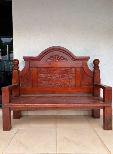 Banco Rústico de Madeira