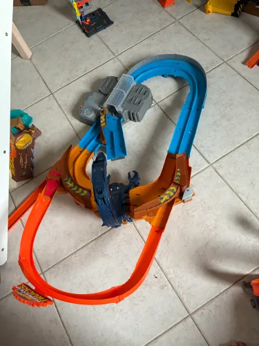 Hot Wheels Monster Trucks Pista Escorpião Super Impulso
